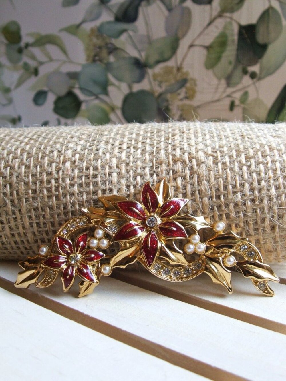 Vintage Avon Red Enamel Poinsettia Brooch Pin Gold Toned Pearls Rhinestones